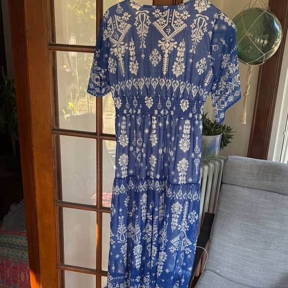 NWT Gorgeous Blue and White Maxi Dress - Picture 7 of 8